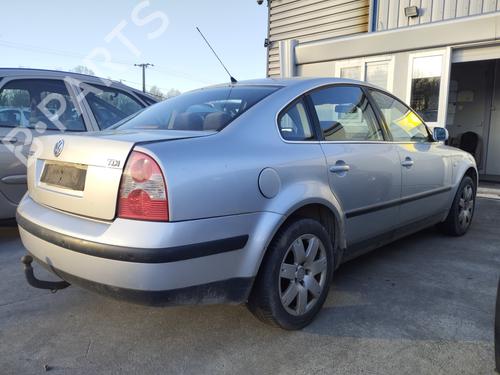 Højre sidekjole VW PASSAT B5.5 (3B3) 1.9 TDI (130 hp) 32668474