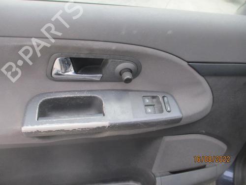 Venstre fortil invendig håndtag SEAT ALHAMBRA (7V8, 7V9) 2.0 i (115 hp) 27050783