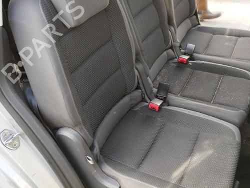 Sæde Bagtil Sæde Bagtil VW TOURAN (1T3) 1.6 TDI (105 hp) 31639401 31639401