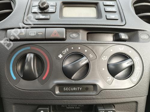 Used Climate control TOYOTA YARIS (_P1_) 1.0 (SCP10_, SCP10R) (65 hp) 32133170