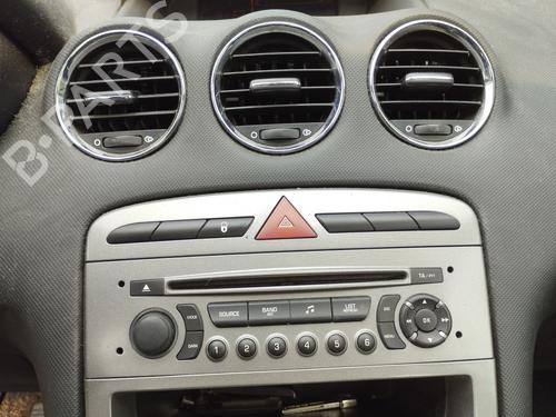 Used Radio PEUGEOT 308 I (4A_, 4C_) 1.6 HDi (109 hp) 28109136