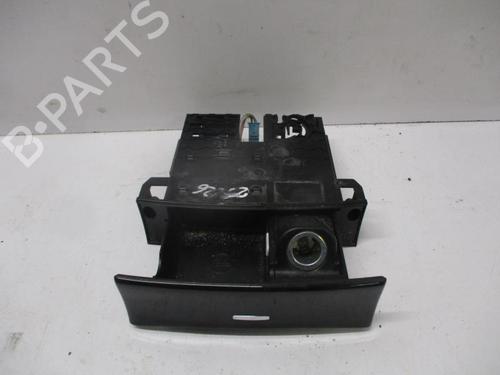 Used Ashtray MERCEDES-BENZ M-CLASS (W164) ML 320 CDI 4-matic (164.122) (224 hp) 27050630