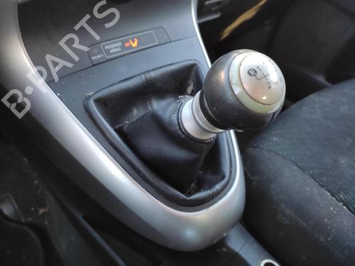 Used Gear lever TOYOTA VERSO (_R2_) 2.0 D-4D (AUR20_, AUR20R) (126 hp) 27077361