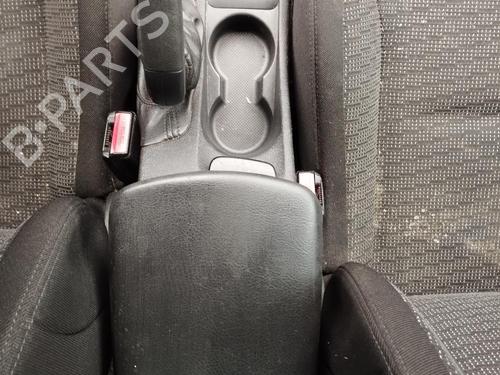 Midtkonsoll PEUGEOT 308 SW I (4E_, 4H_) 1.6 HDi (109 hp) 27089699