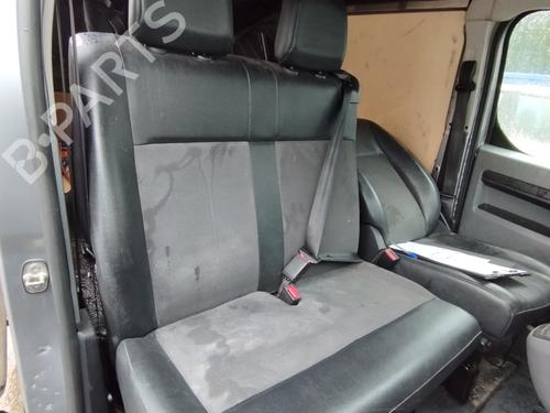 BP27044157C16 main image