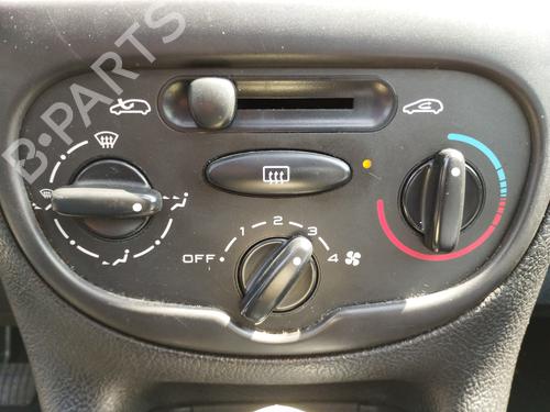 Used Climate control PEUGEOT 206 Hatchback (2A/C) 1.4 i (75 hp) 27044033