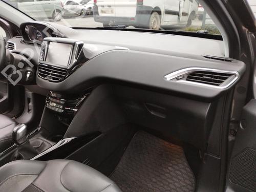 Used Dashboard Dashboard PEUGEOT 2008 I (CU_) 1.2 THP 110 / PureTech 110 (110 hp) 31036777 31036777
