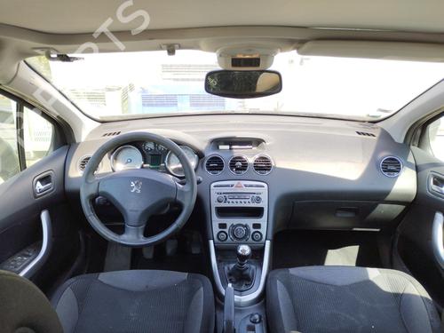 Used Dashboard PEUGEOT 308 I (4A_, 4C_) 2.0 HDi (136 hp) 27048944