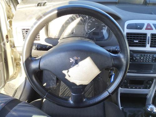 Used Steering wheel Steering wheel PEUGEOT 307 Break (3E) 1.6 16V (109 hp) 40118900 40118900
