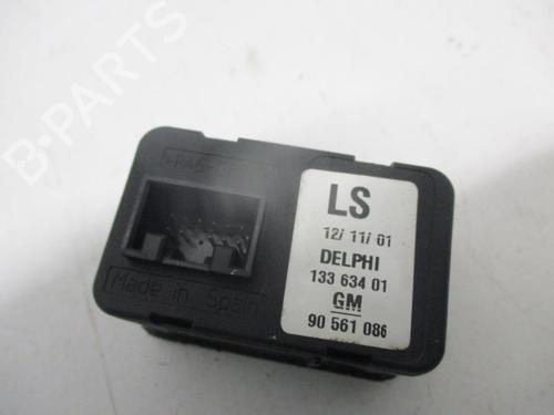 Left front window switch OPEL ZAFIRA A MPV (T98) 2.0 DTI 16V (F75) | BP27050588I27 - Image 2