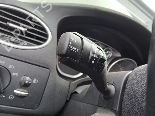 Commodo Essuie Glace / Phare FORD FOCUS II (DA_, HCP, DP) 1.6 TDCi (90 hp) 27068462