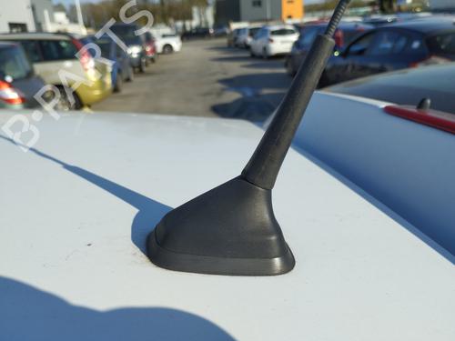 Antenne/Base Antenne/Base RENAULT CLIO III (BR0/1, CR0/1) 1.5 dCi (75 hp) 33545165 33545165