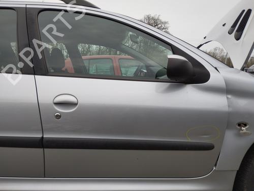 Used Right front door PEUGEOT 206 SW (2E/K) 1.4 16V (88 hp) 31836157