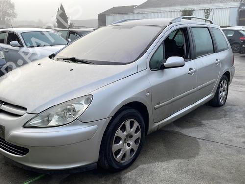 Left headlight PEUGEOT 307 Break (3E) 2.0 HDI 110 | BP29999915C28