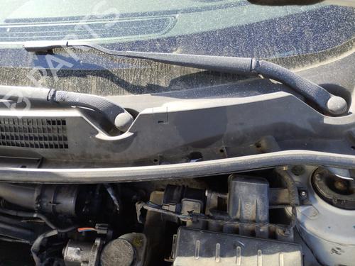Used Front windshield wiper arm NISSAN QASHQAI / QASHQAI +2 I (J10, NJ10, JJ10E) 1.5 dCi (110 hp) 27047200