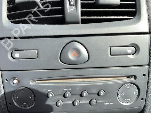 Used Warning switch RENAULT CLIO II (BB_, CB_) 1.5 dCi (B/CB07) (65 hp) 27057740