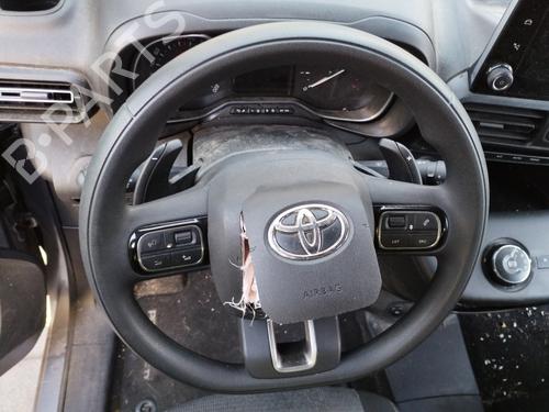 Used Steering wheel TOYOTA PROACE CITY VERSO MPV (BKY_) 1.5 D-4D 130 (BKYM) (131 hp) 30206957