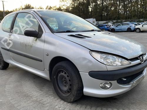 Ekspansjonstank PEUGEOT 206 Hatchback (2A/C) 1.4 HDi eco 70 | BP30752757C120