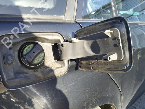 fuel-flap-bmw-3-touring-e91-2004-2005-2006-2007-2008-2009-2010-2011-2012-33218652 main image