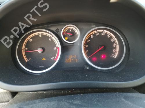 Used Instrument cluster OPEL CORSA D (S07) 1.3 CDTI (L08, L68) (90 hp) 31815277