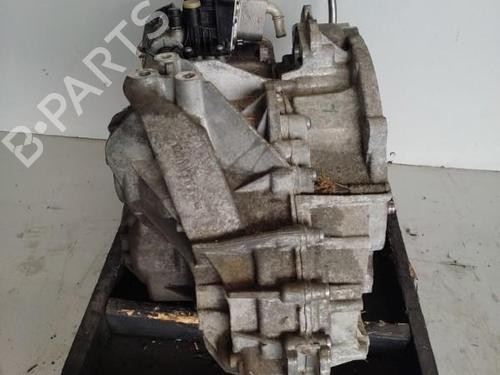 Used Gearbox Gearbox MERCEDES-BENZ A-CLASS (W176) A 200 CDI / d (176.008) (136 hp) 27082621 27082621