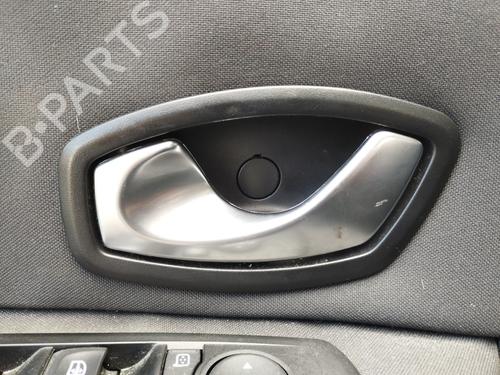 Puxador interior frente esquerdo Puxador interior frente esquerdo 37867281 37867281