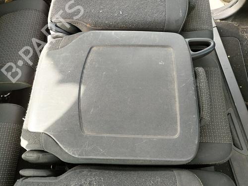 Siège arrière Siège arrière RENAULT SCÉNIC III (JZ0/1_) 1.5 dCi (110 hp) 35898475 35898475