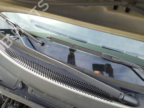 Used Front windshield wiper arm Front windshield wiper arm CITROËN C3 I (FC_, FN_) 1.6 16V HDi (90 hp) 30339236 30339236