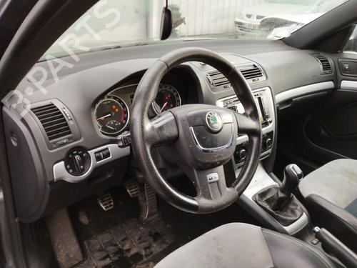 Tableau de bord SKODA OCTAVIA II (1Z3) 2.0 TDI RS (170 hp) 31974326