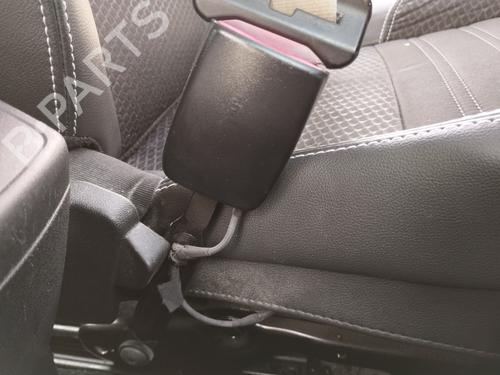 Used Seat buckle RENAULT SCÉNIC III (JZ0/1_) 1.6 dCi (JZ00, JZ12) (130 hp) 28692592