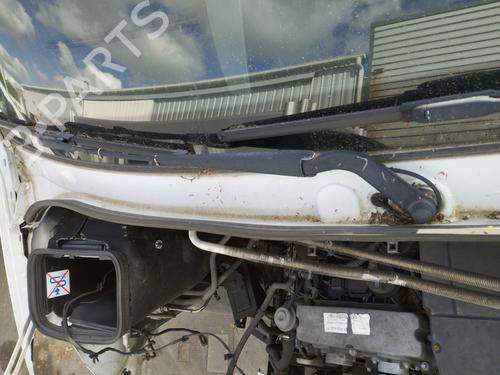 Used Front windshield wiper arm MERCEDES-BENZ SPRINTER 3,5-t Van (B906) 316 NGT (906.633, 906.635) (156 hp) 27040939
