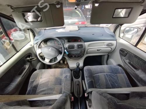 Airbag delantero izquierdo RENAULT SCÉNIC I MPV (JA0/1_, FA0_) 1.6 (JA00, JA16, JA15, JA19, JA1V, JA2B, JA2C, JA0B,... (107 hp) 27082830