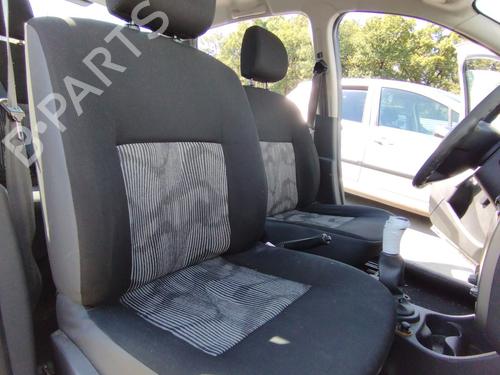 Used Right front seat DACIA SANDERO 1.4 (BS0C, BS0A, BS0G, BS1F, BS0E) (75 hp) 29026638