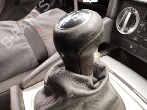 Used Shift knob Shift knob AUDI A3 Sportback (8PA) 1.9 TDI (105 hp) 30438920 30438920