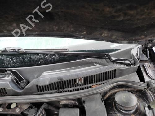 Used Front windshield wiper arm VW GOLF IV (1J1) 1.9 TDI (90 hp) 27076982