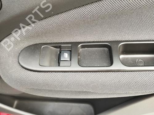 Interrupteur de vitre avant droite CITROËN C3 Picasso (SH_) 1.2 THP 110 (SHHNZ6) (110 hp) 30774105