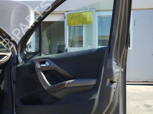 Porta frente direita Porta frente direita PEUGEOT 2008 I (CU_) 1.6 BlueHDi 120 (120 hp) 39935295 39935295
