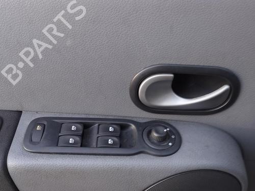 Türgriff vorne links innen für RENAULT MODUS / GRAND MODUS (F/JP0_) 1.5 dCi (JP0G, JP0H) (106 hp) 27053298