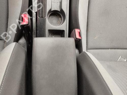 Used Middle console Middle console SEAT IBIZA V (KJ1, KJG) 1.0 (75 hp) 27071499 27071499