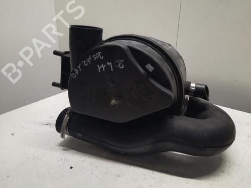 Used Air filter box PEUGEOT 205 II (20A/C) 1.7 Diesel (60 hp) 27056477