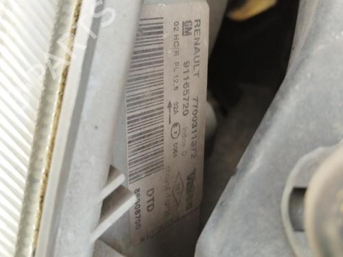 Used Right headlight Right headlight RENAULT TRAFIC II Bus (JL) 1.9 dCI 100 (JL0C, JL0K) (101 hp) 31994208 31994208