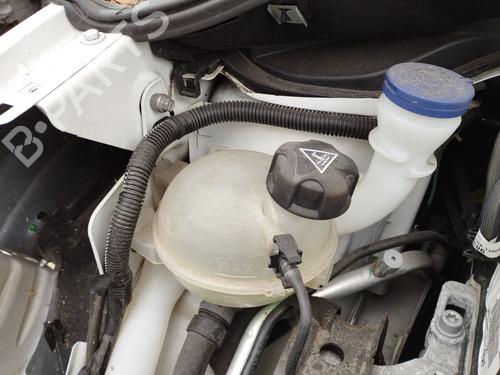 Used Expansion tank Expansion tank CITROËN C3 III (SX) 1.5 BlueHDi 100 (SXYHYP, SXYHTU) (102 hp) 33544663 33544663