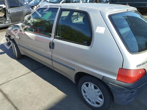 Used Left taillight PEUGEOT 106 II (1A_, 1C_) 1.0 i (50 hp) 27085048