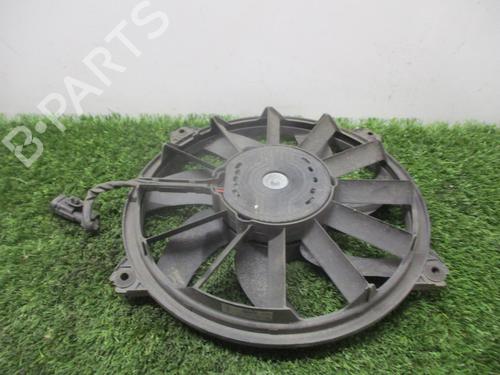 Used Radiator fan Radiator fan CITROËN BERLINGO Box Body/MPV (B9) 1.6 BlueHDi 100 (99 hp) 27050203 27050203