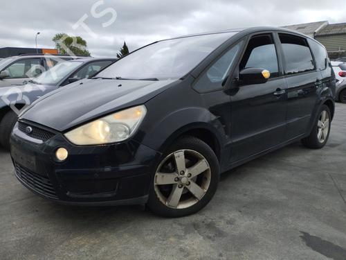 Used Left front brake caliper Left front brake caliper FORD S-MAX (WA6) 2.0 TDCi (140 hp) 34108649 34108649