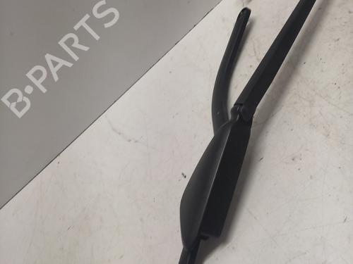 Used Front windshield wiper arm Front windshield wiper arm 33682223 33682223