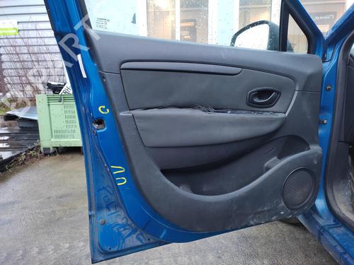 Used Front left interior door handle RENAULT SCÉNIC III (JZ0/1_) 1.5 dCi (110 hp) 27052312