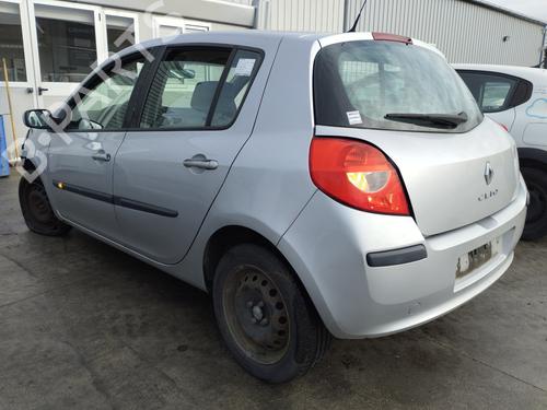 Middle console RENAULT CLIO III (BR0/1, CR0/1) 1.2 16V (BR0P, CR0P) | BP31133239I22 