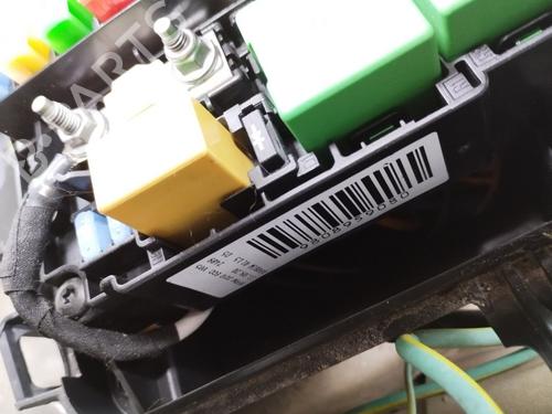 Used Fuse box Fuse box PEUGEOT EXPERT Van (V_) 2.0 BlueHDi 180 (177 hp) 32777574 32777574