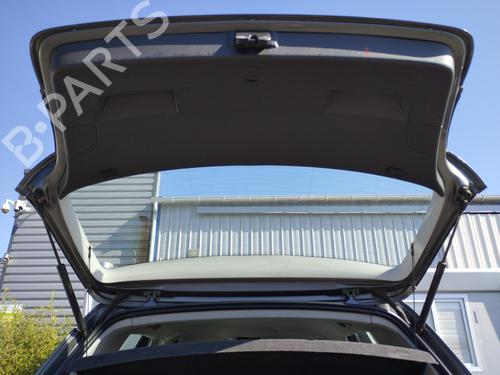 Used Tailgate lift support VW GOLF V (1K1) 1.6 (102 hp) 27046674